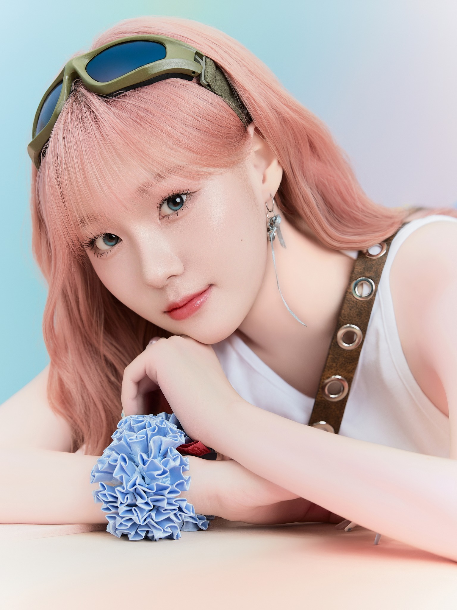 Kep1er | Concept Photo Love & Seek - CHAEHYUN Kep1er The 6th Mini