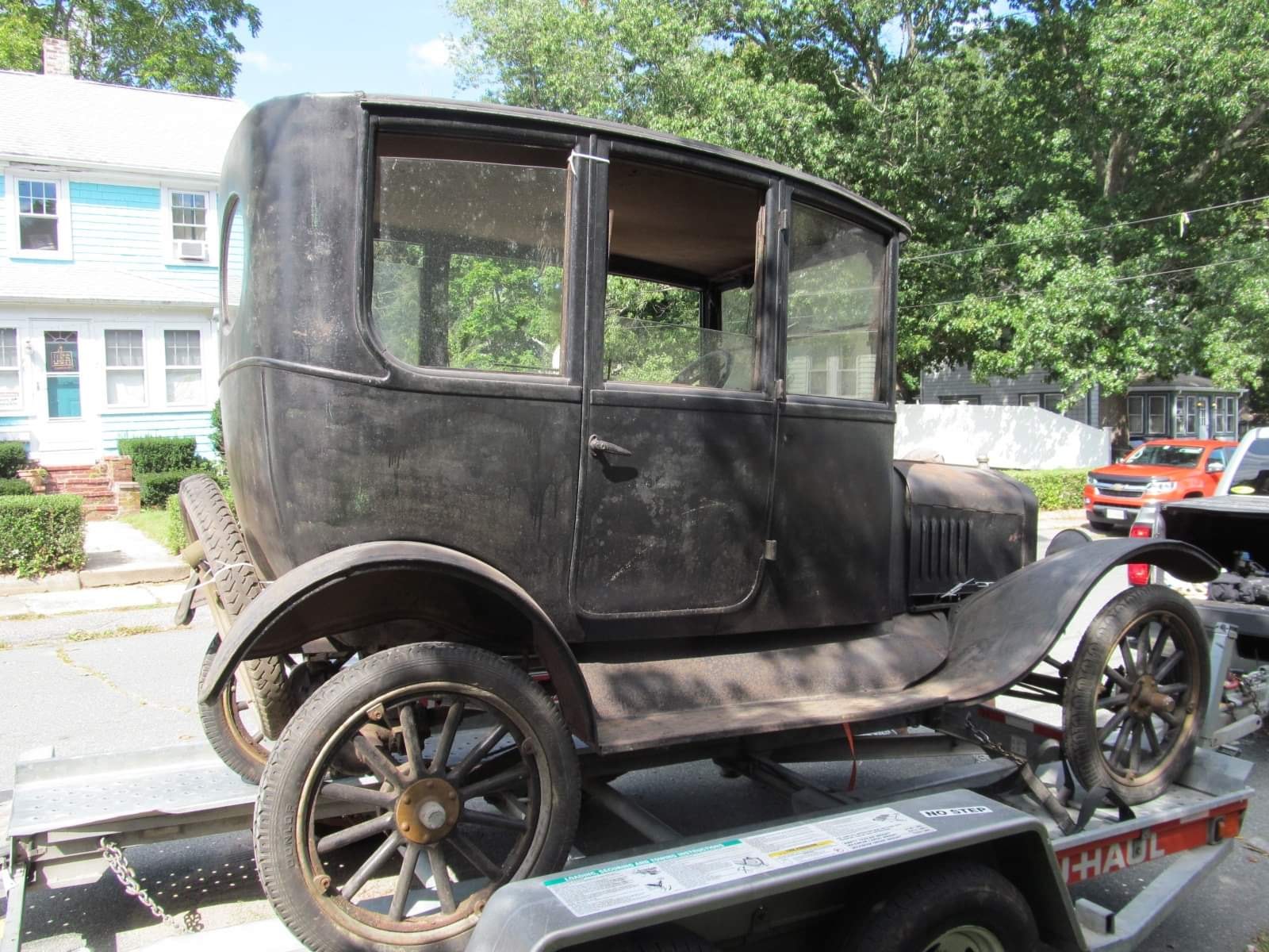 Anyone know where the switch is for the dome light on my 1922
