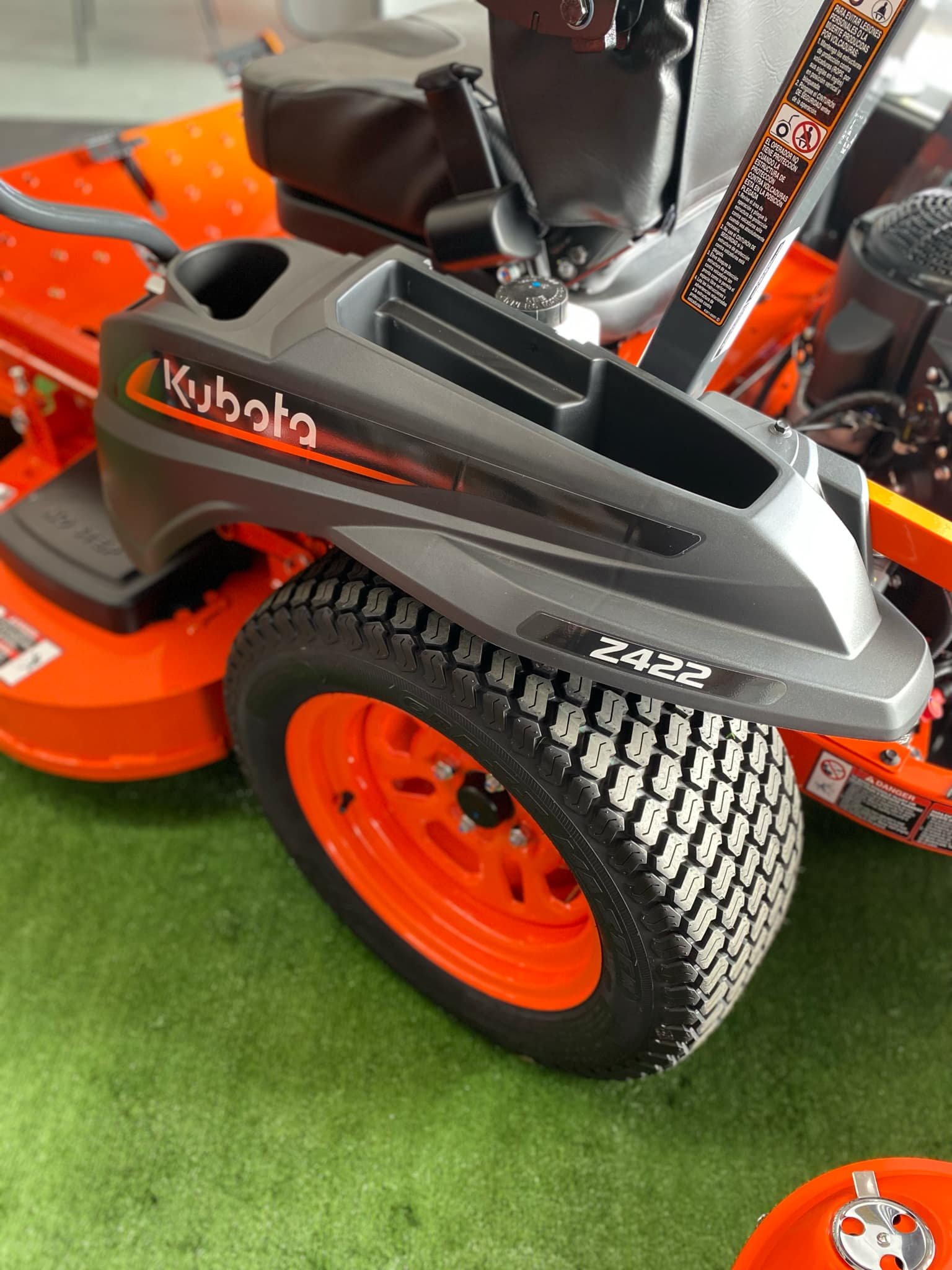 2025 Kubota Zero Turn Mower Z422 *54 INCH CUTTING DECK* *KAWASAKI MOTOR ...
