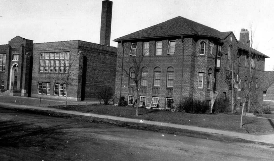 Sacred heart Hospital operating room, 1932 at the 12th Avenue