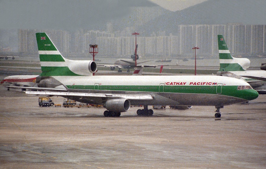 Lockheed L-1011 VR-HOK of Cathay Pacific, caught in 1992. My photo