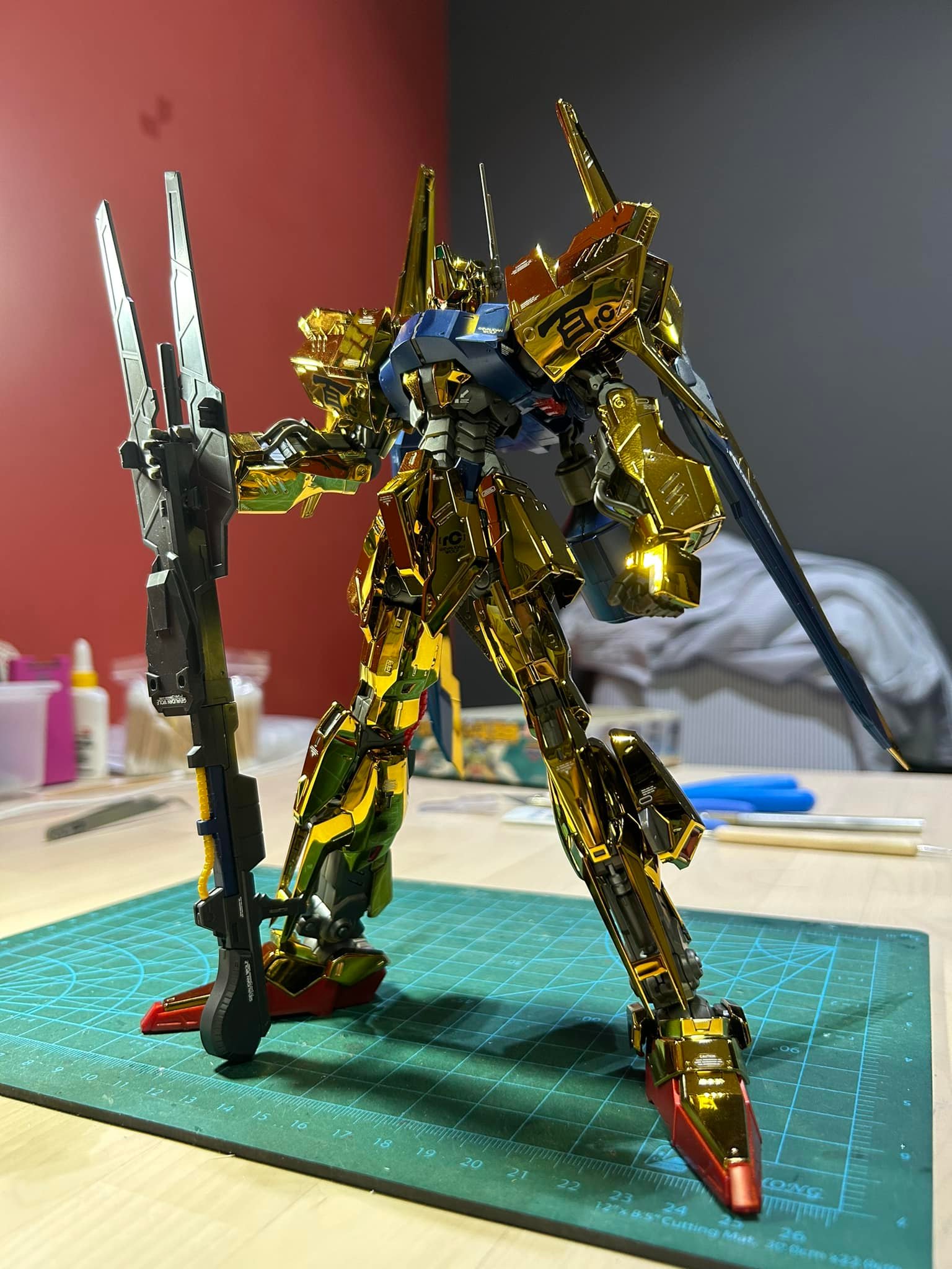 Review ] - MG 1/100 - Hyaku Shiki Raise Cain by Schizophonic Click