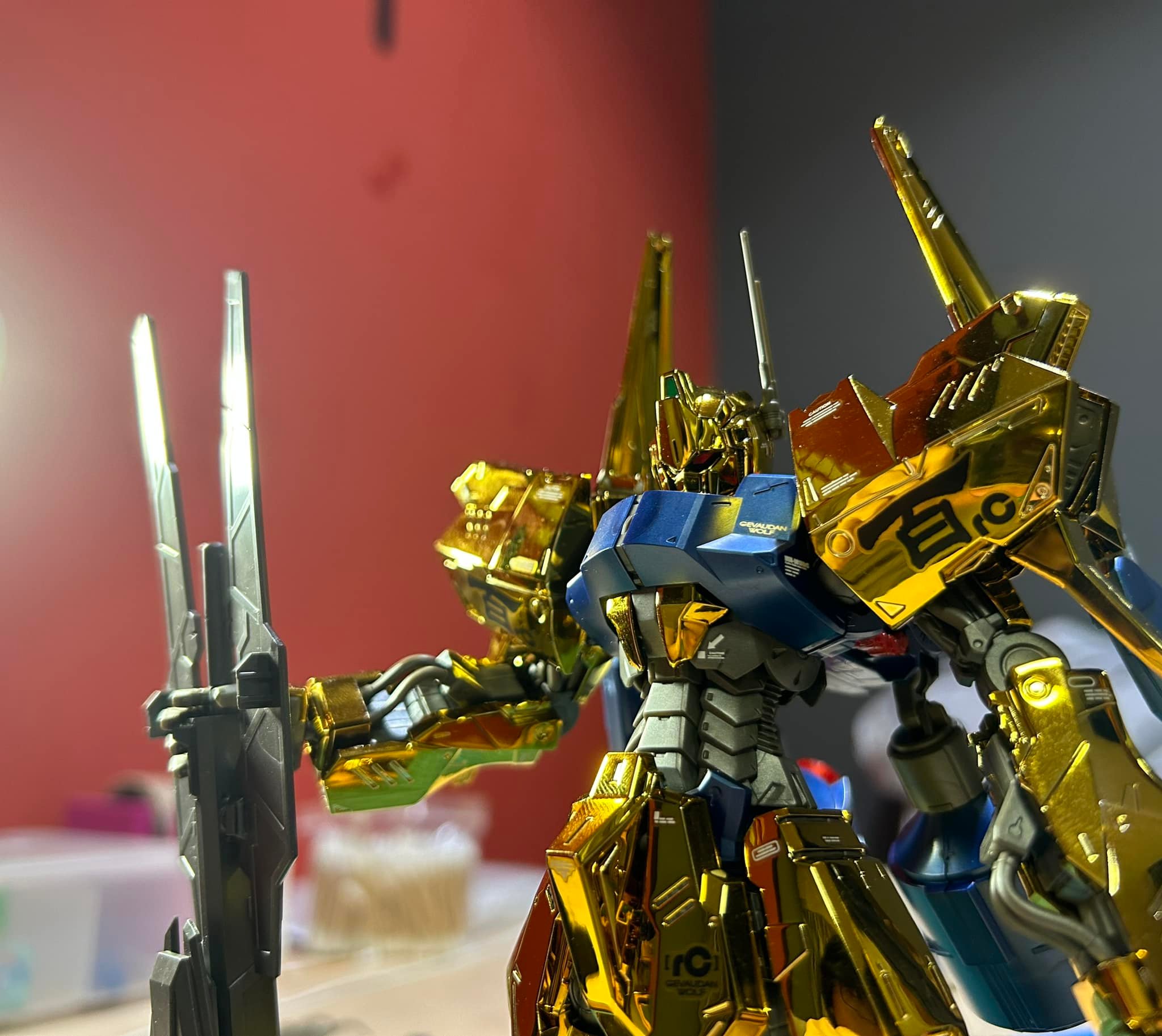 Review ] - MG 1/100 - Hyaku Shiki Raise Cain by Schizophonic Click