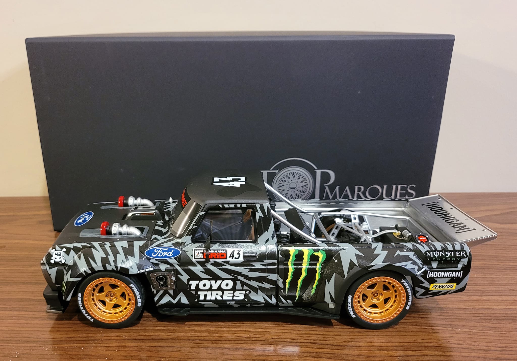 Top Marques 新到貨 New arrivals! 1/18 Ford F-150 Hoonitruck Ken