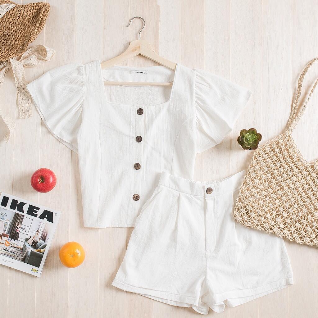 Triple Shop - Set งาน2ชิ้นสุดคุ้ม เสื้อเเต่งกระดุมหน้า... | Facebook