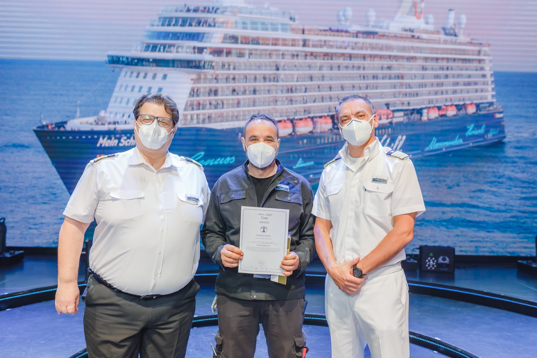 Mein - Mein Schiff 3: Konstantinos Skitzis (Chief Engineer) & Georgios ...