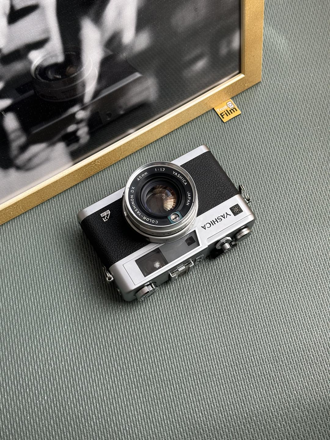 Yashica Electro35 Gtn vintage camera information