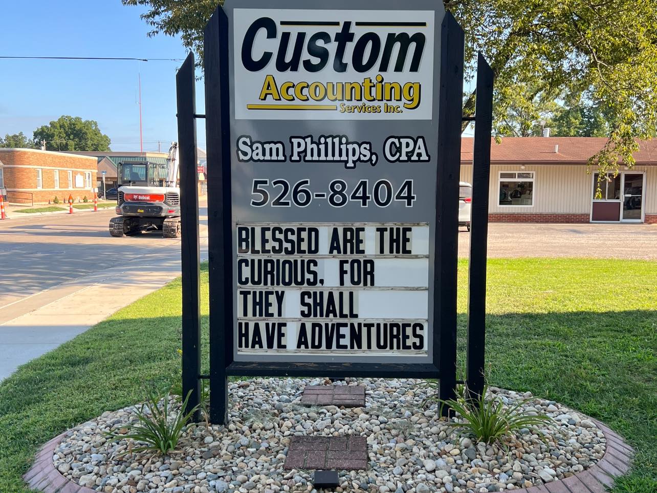 ️🏍🚝🛳⛺️🏖🏔🗽🚗 where does your... - The Custom Accounting Sign | Facebook