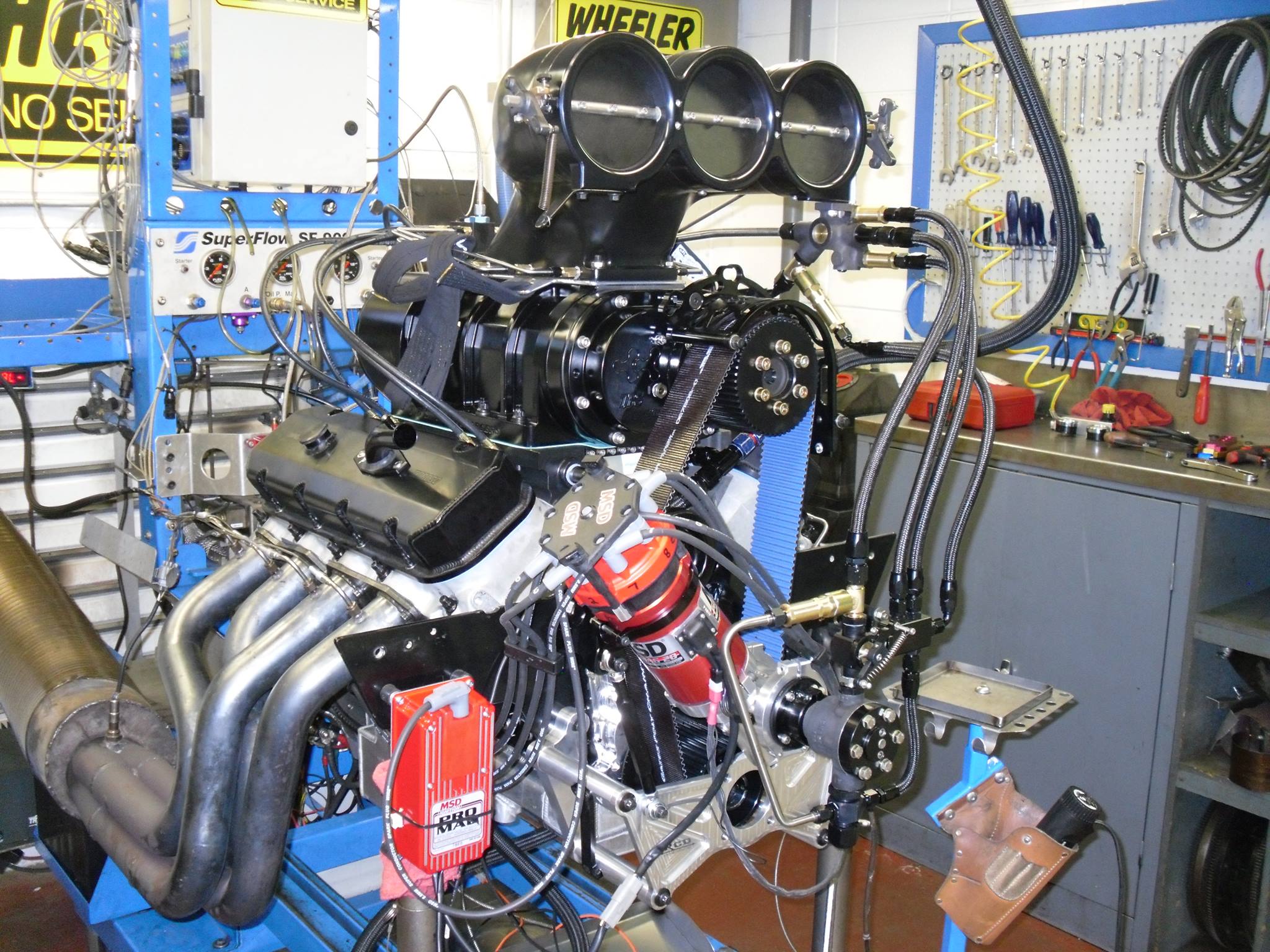 Russell Shoulders... - Russell Shoulders Racing Engines