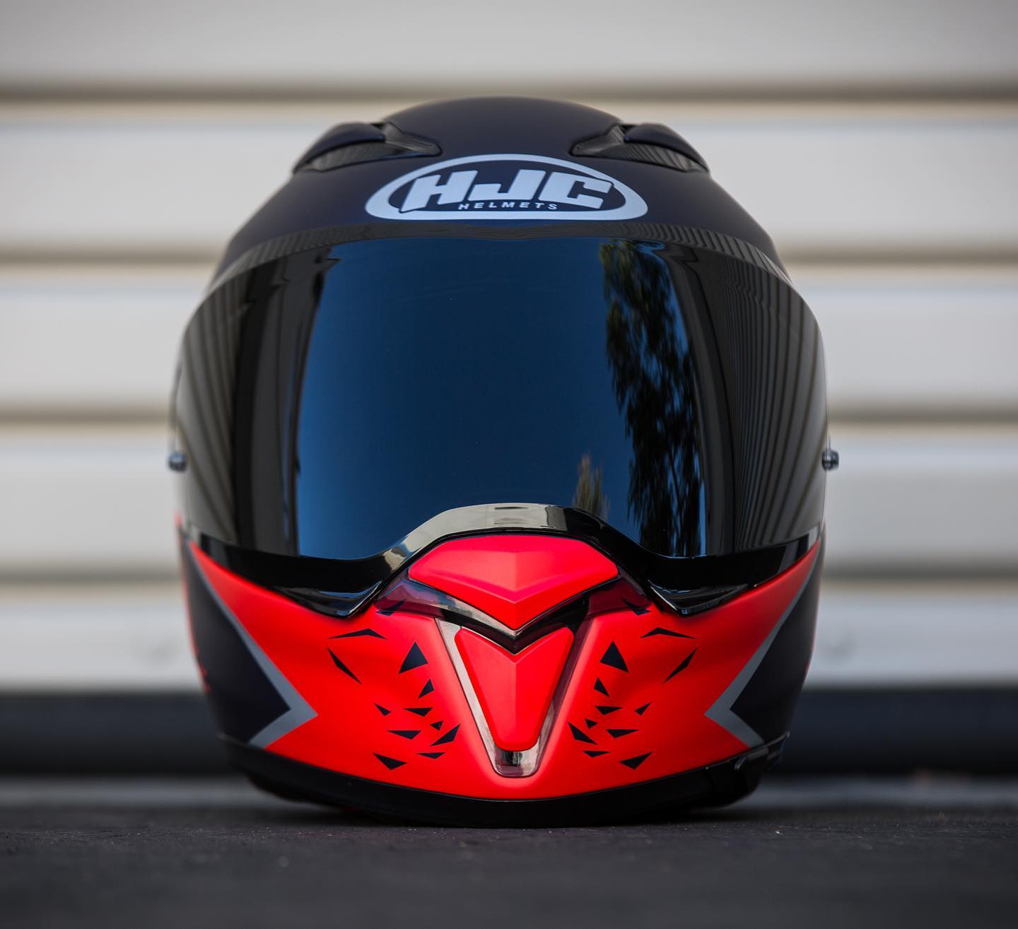 New graphic for the F70 – an exclusive design inspired by the