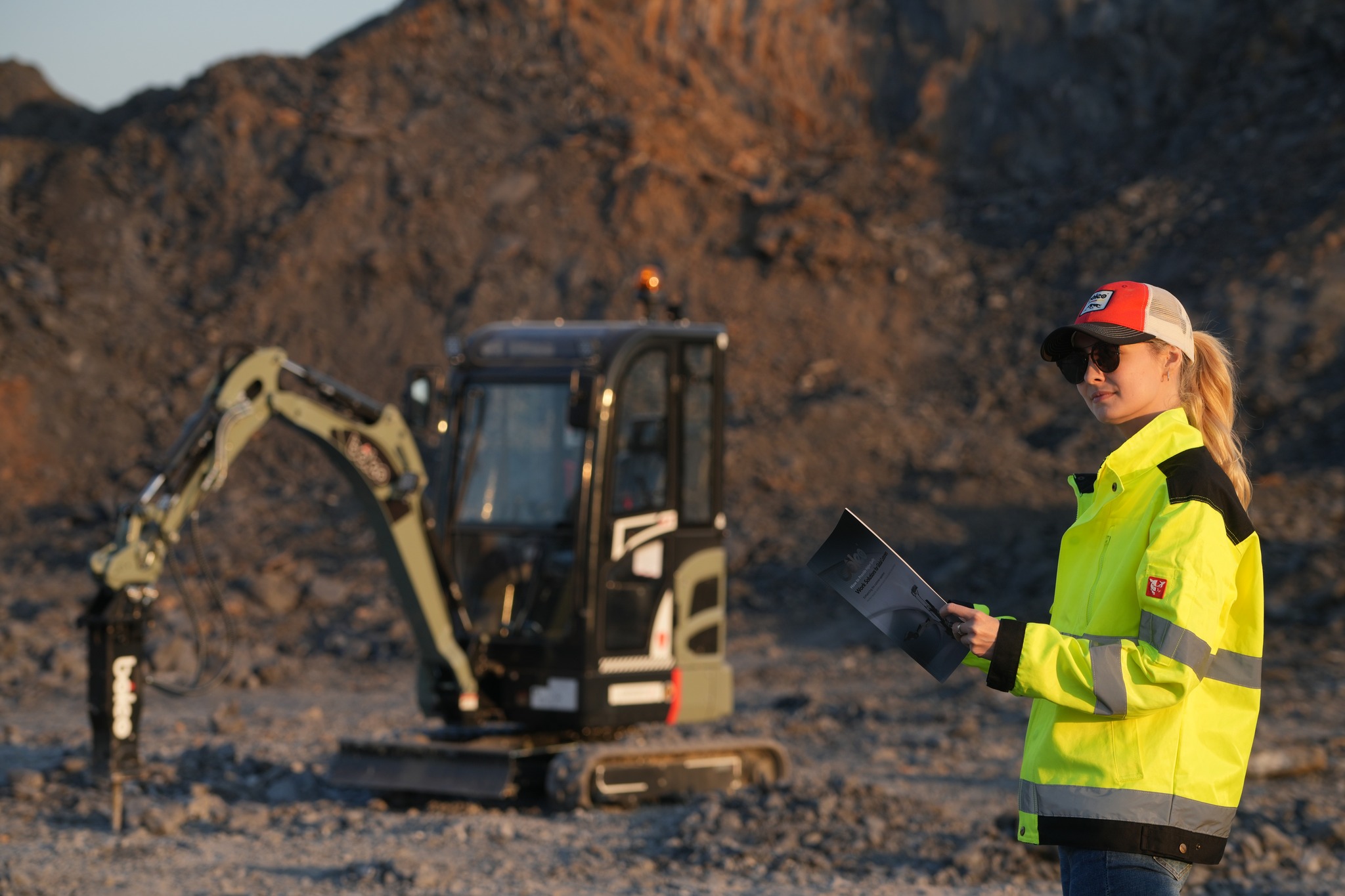 Boleo - 🚜 Meet the New Boleo 2.0T Mini Excavator – Power... | Facebook
