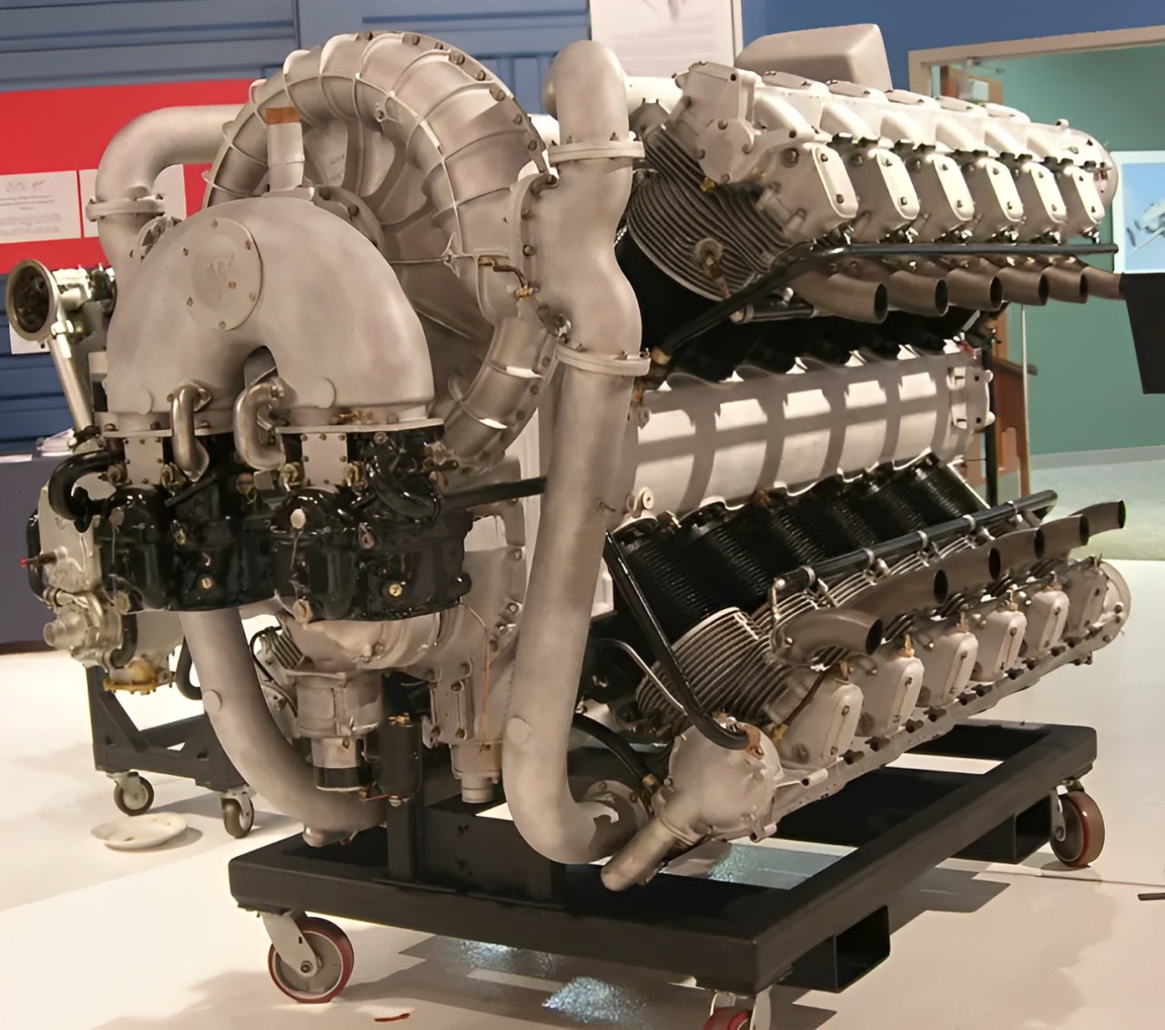 Riko - The Allison X-4520, displayed at the Rolls-Royce Heritage Trust ...