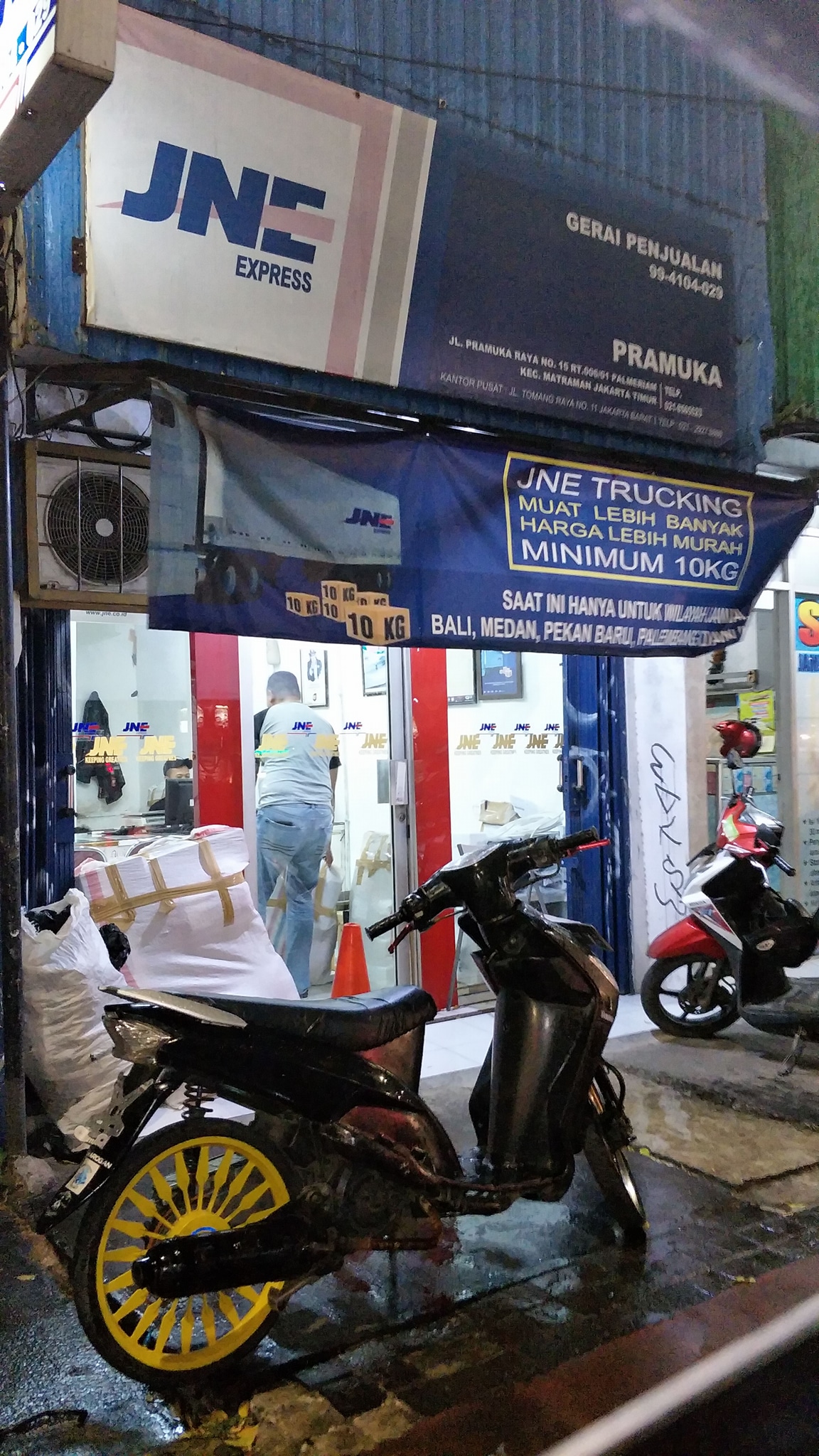 AGENT J.N.E | Jakarta