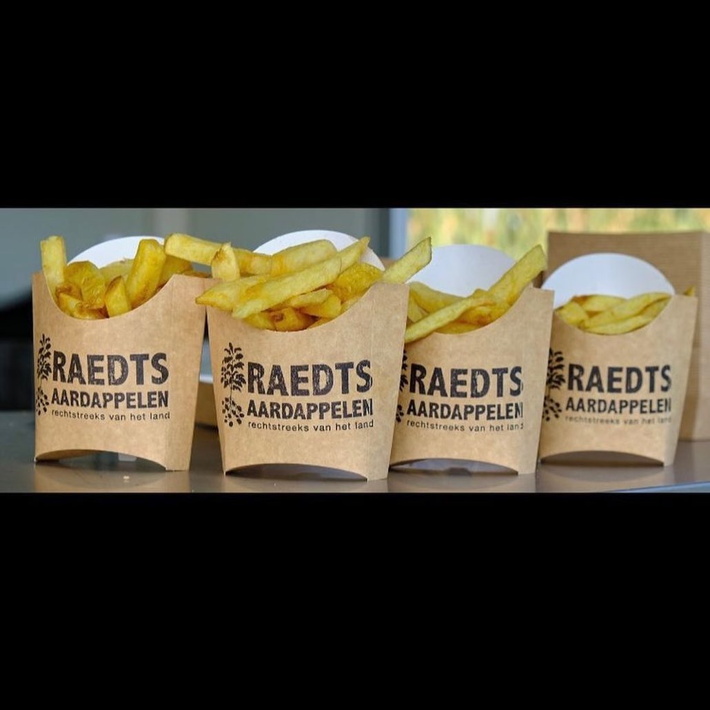 Raedts - ☀️ALMOST WEEKEND ☀️ En wie viert dat nou niet met verse friet ...