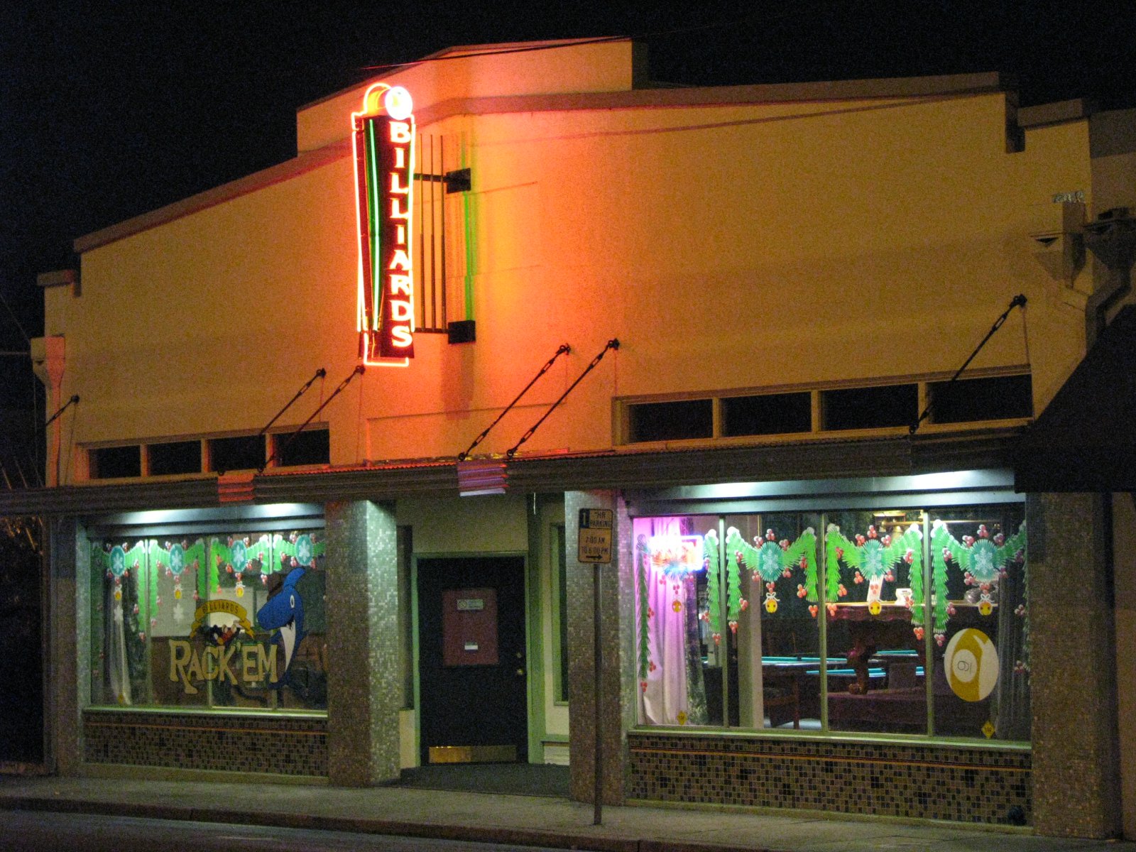 Rack 'em Billiards | Medford OR