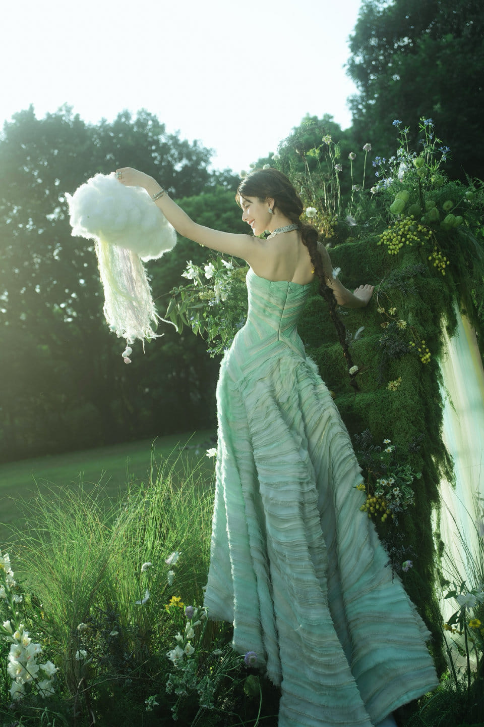 zhao lusi green dress Lusi's studio added more photos of her Falling into a mint dream of innocence~ 🧚🏻🧚🏻🧚🏻 ROSY FORCE OF FASHION #ZhaoLusi #ZhaoLusixVogueFOF 080626MD-70%