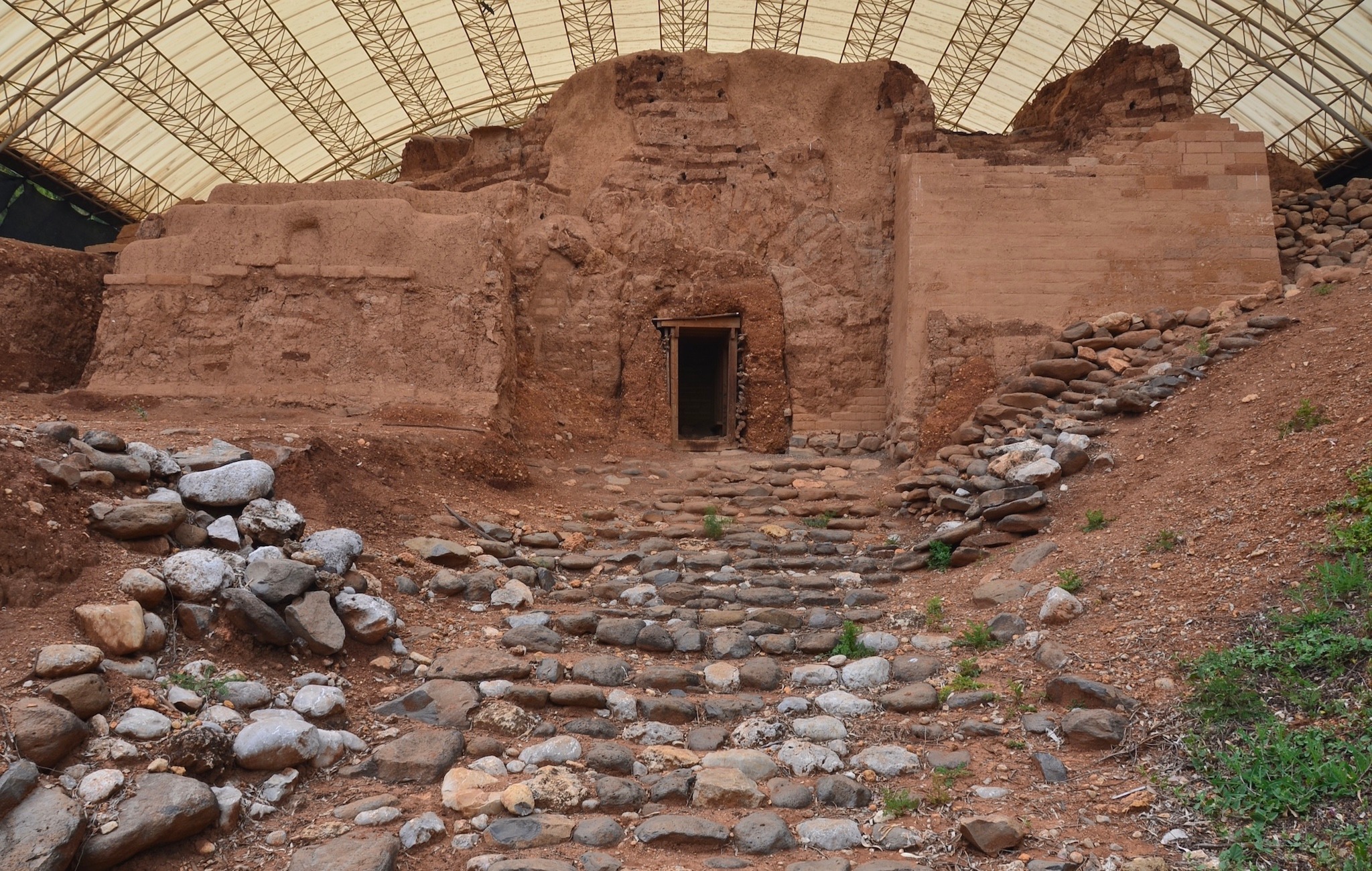Ancient Diary - The oldest known man-made arch can be found in Tel el ...