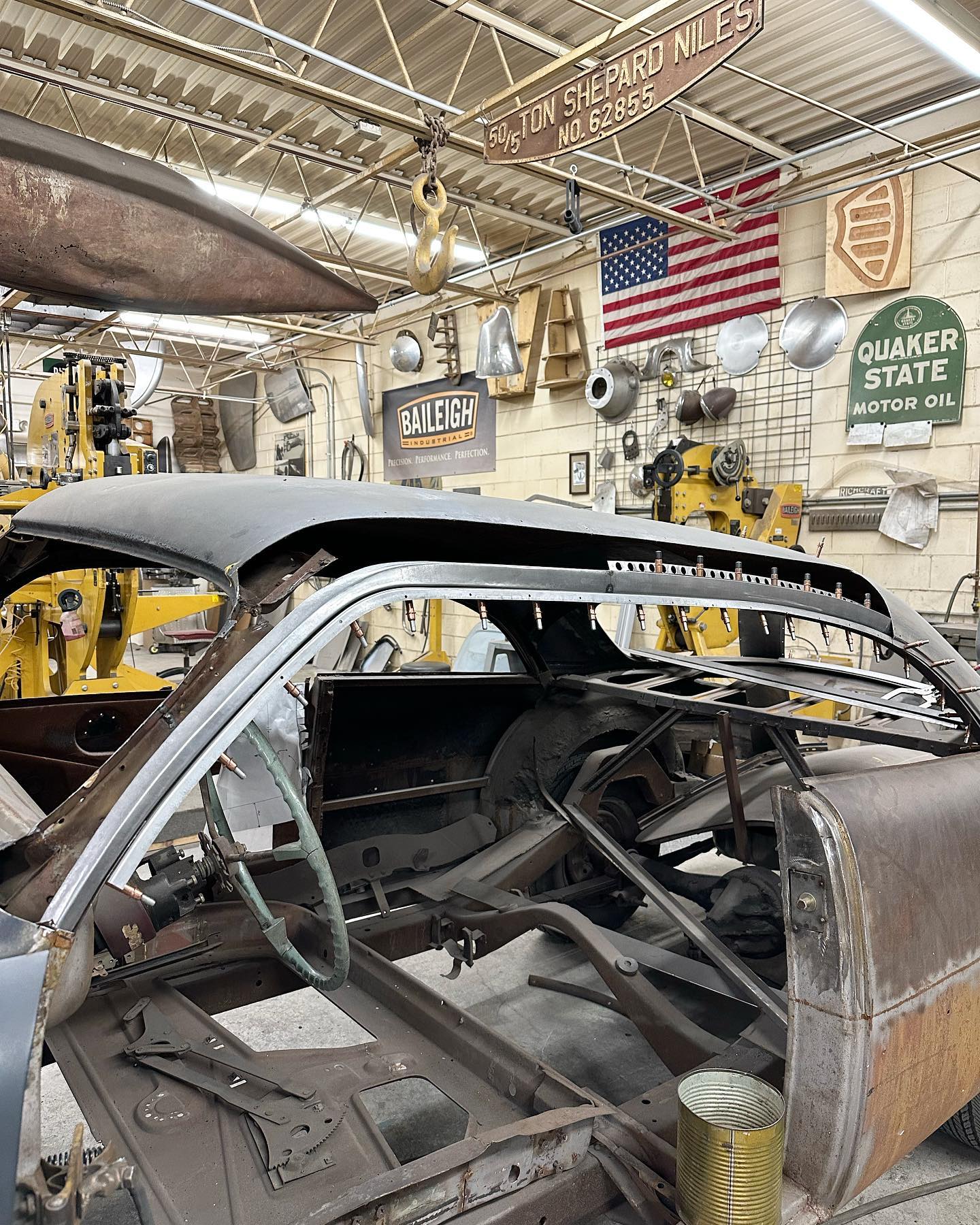 Cornfield Customs Ltd - Finally get back around the 50 ford inner roof ...