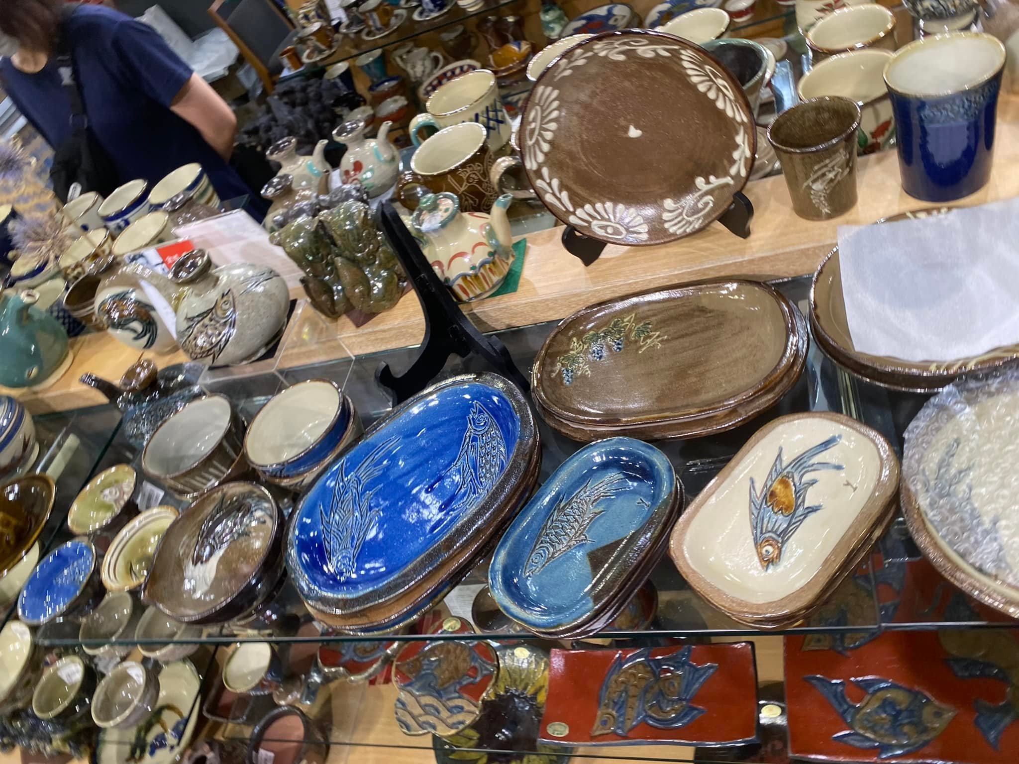FREE DAY • YACHIMUM TRADITIONAL OKINAWAN POTTERY SHOPPING Slowly 