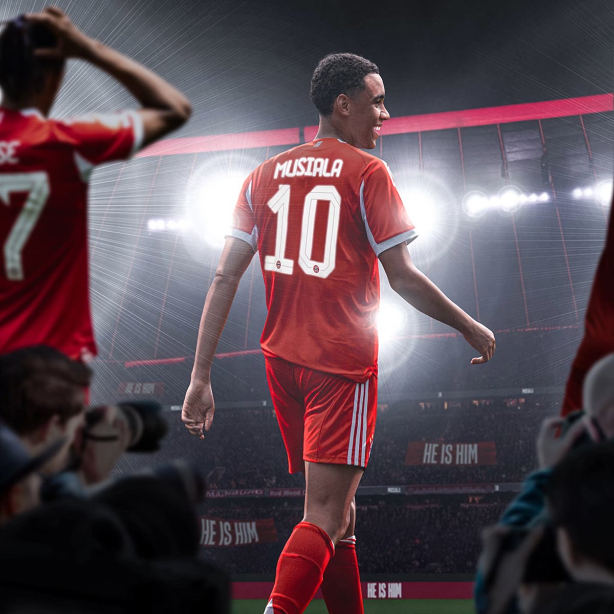 Musiala takes Bayern's iconic number 10 shirt