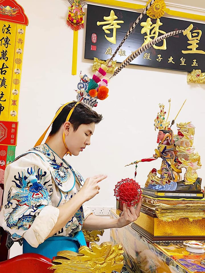 皇梵寺 玉皇太子殿下祖庭 - 網紅打卡聖地，我們十月十五見喲～ ️ 🐲【 Batu Pahat 龍工業城濟癫廟 】🐲