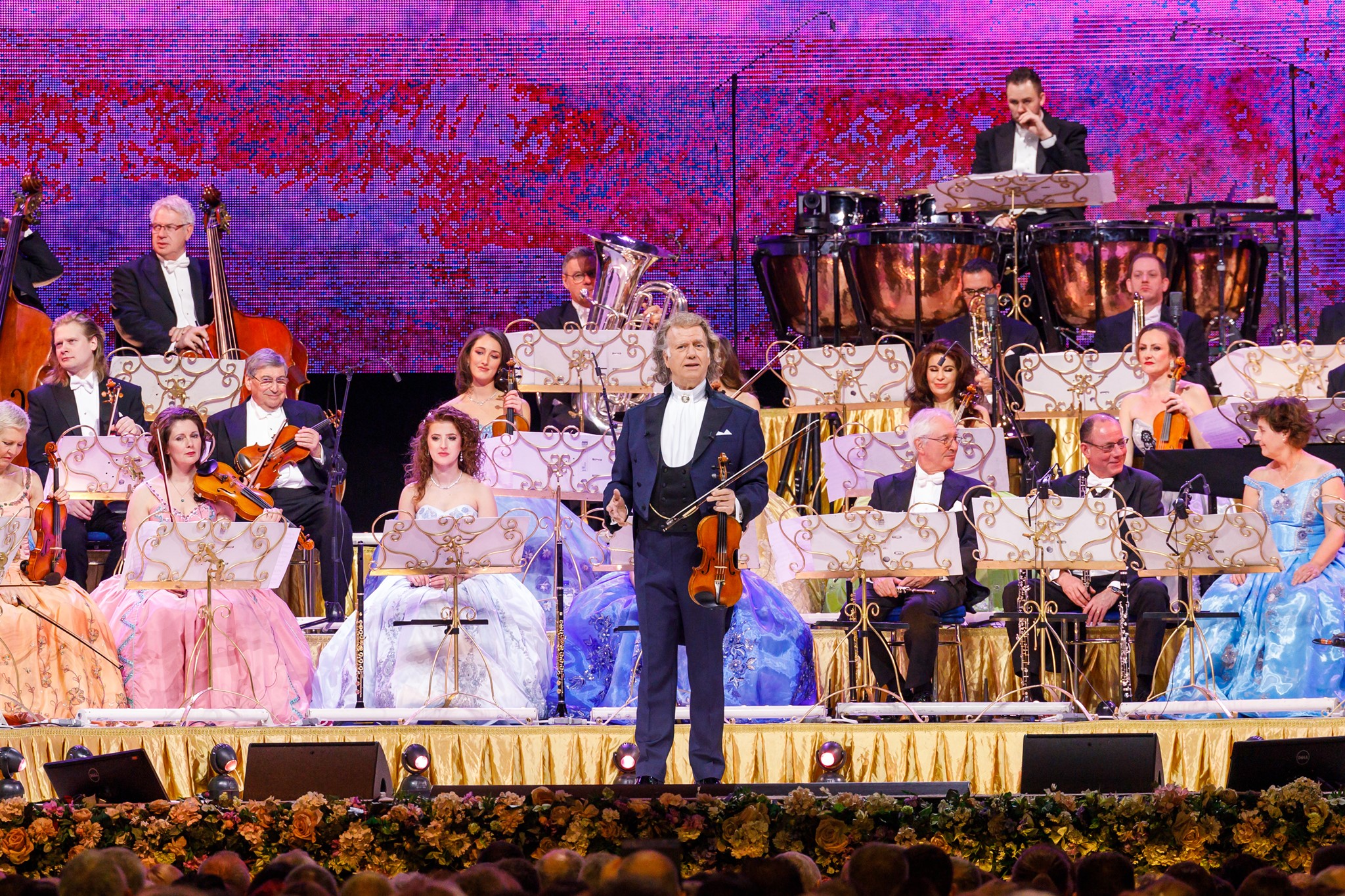 André Rieu - Pictures of our magical concerts Romania 🇷🇴 ️... | Facebook