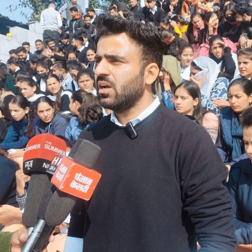 Sabir Khan - Sabir Khan added a new photo — with Rajput...
