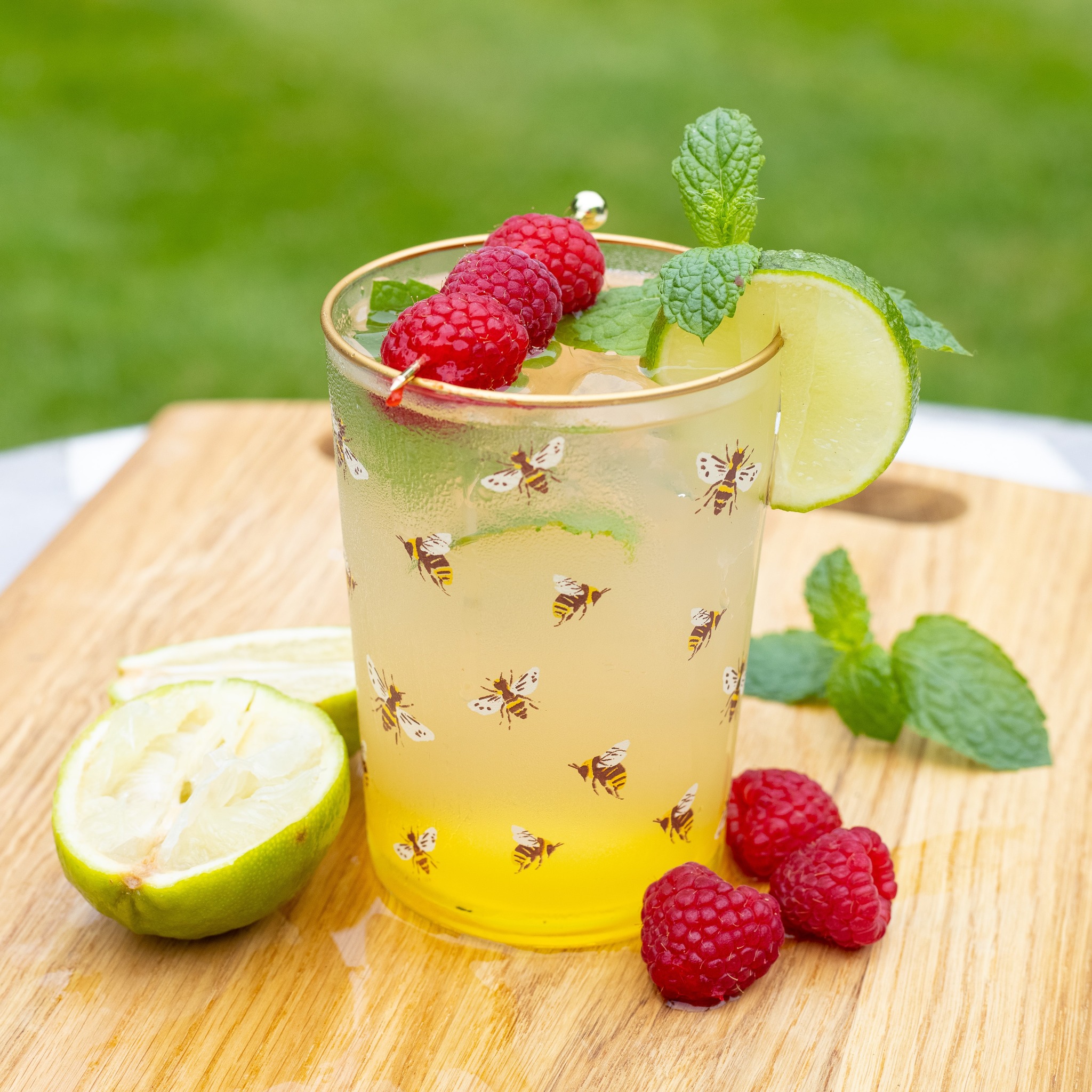 Just Bee Honey - 🍹 Raspberry Chiller Mocktail 🍹 Did you...