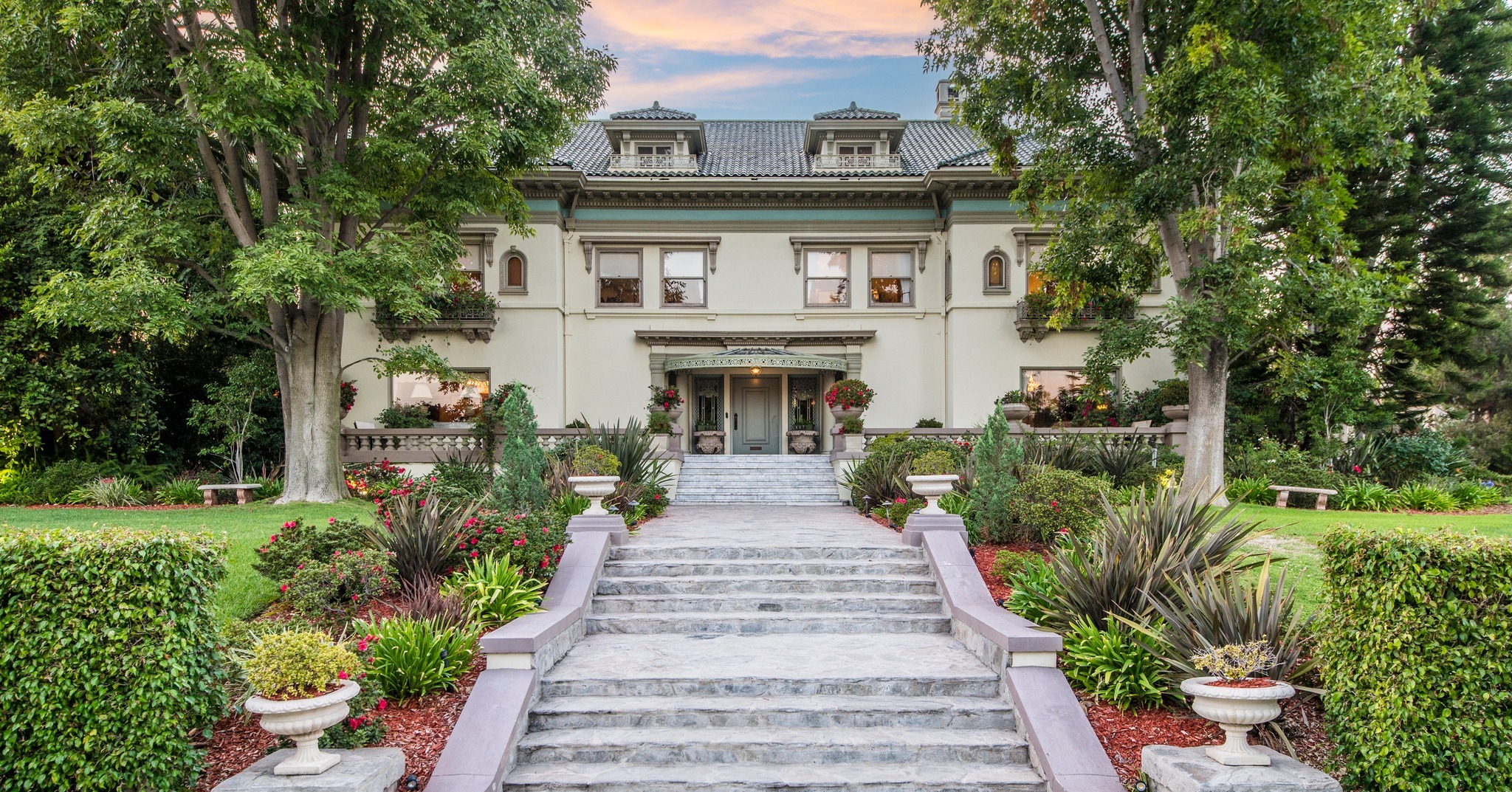 The Muhammad Ali Estate located in... - Compass California