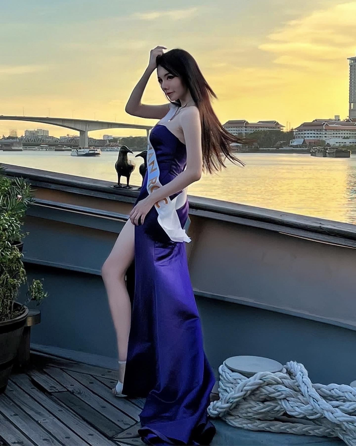 Photos From 愛里 S Post