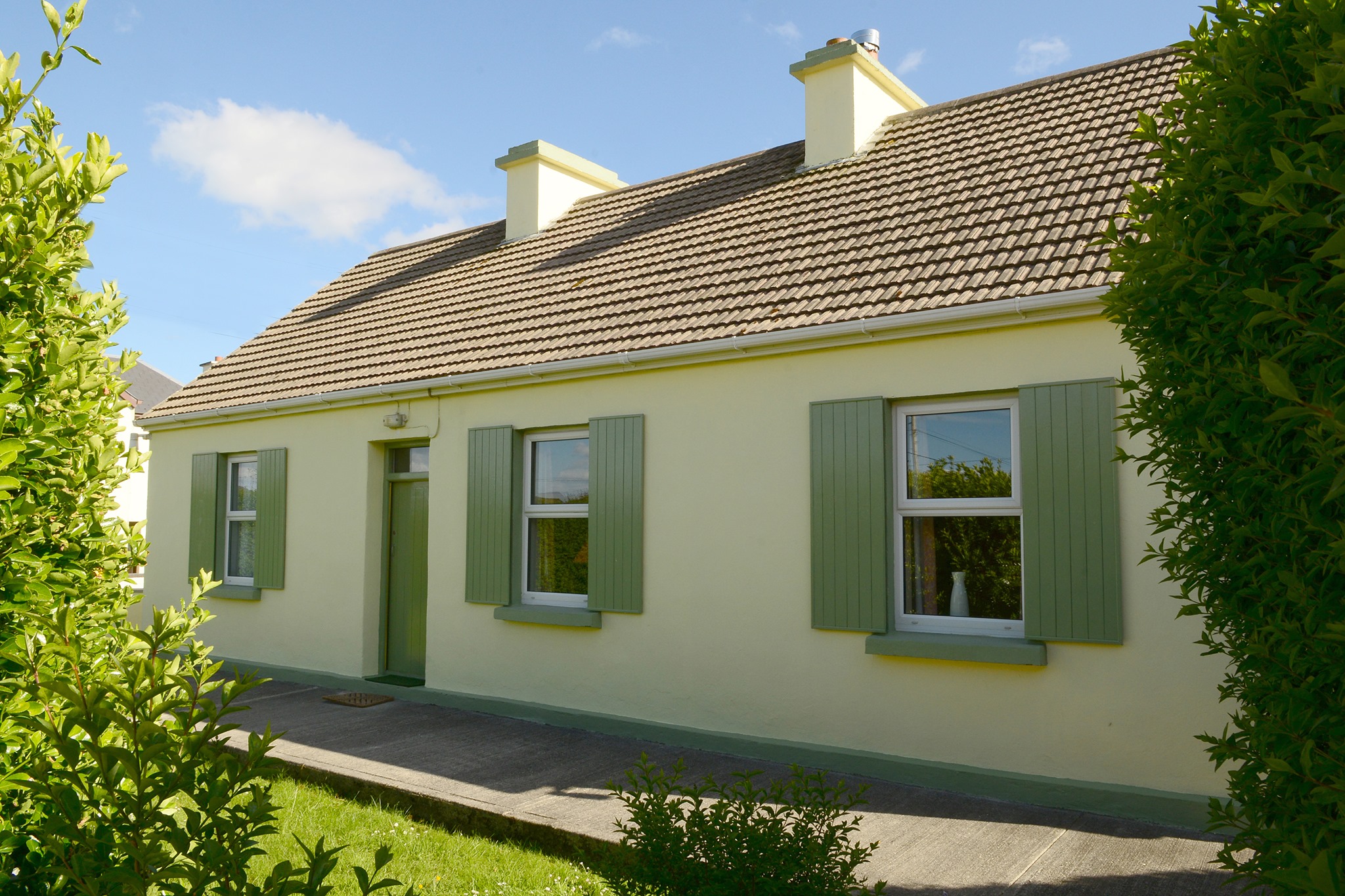 Paddy Staffs Cottage | Inverin