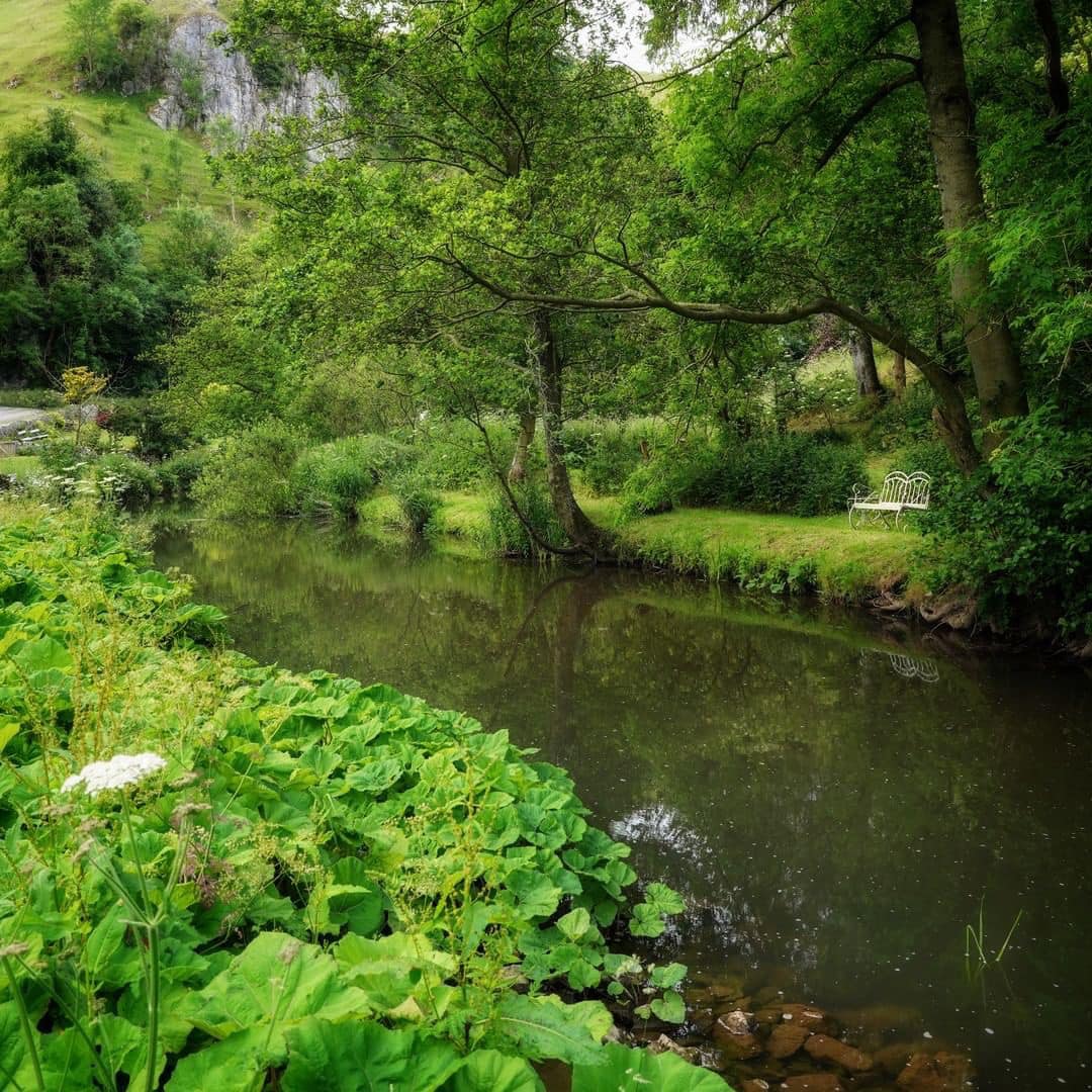 Peaklass - The River Dove forms the border between... | Facebook