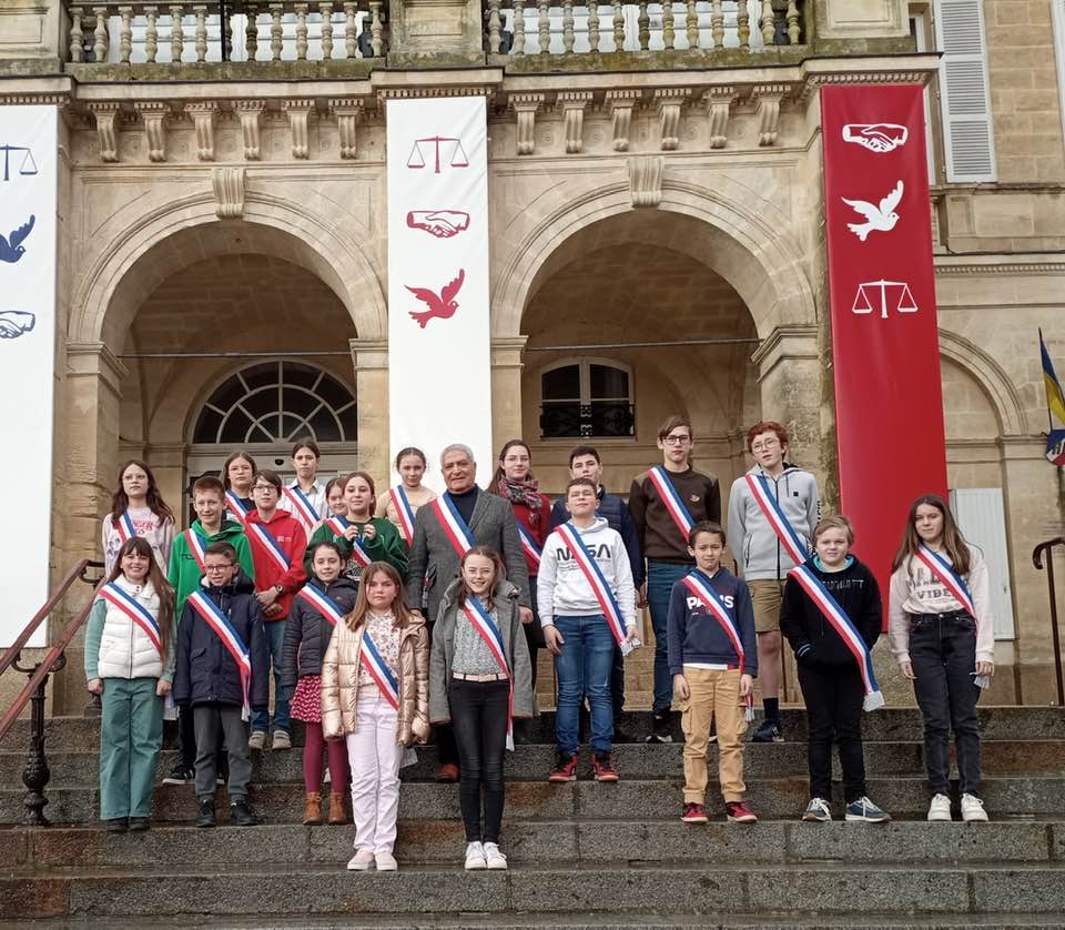 La Ville Des Sagiens En 4 Lettres