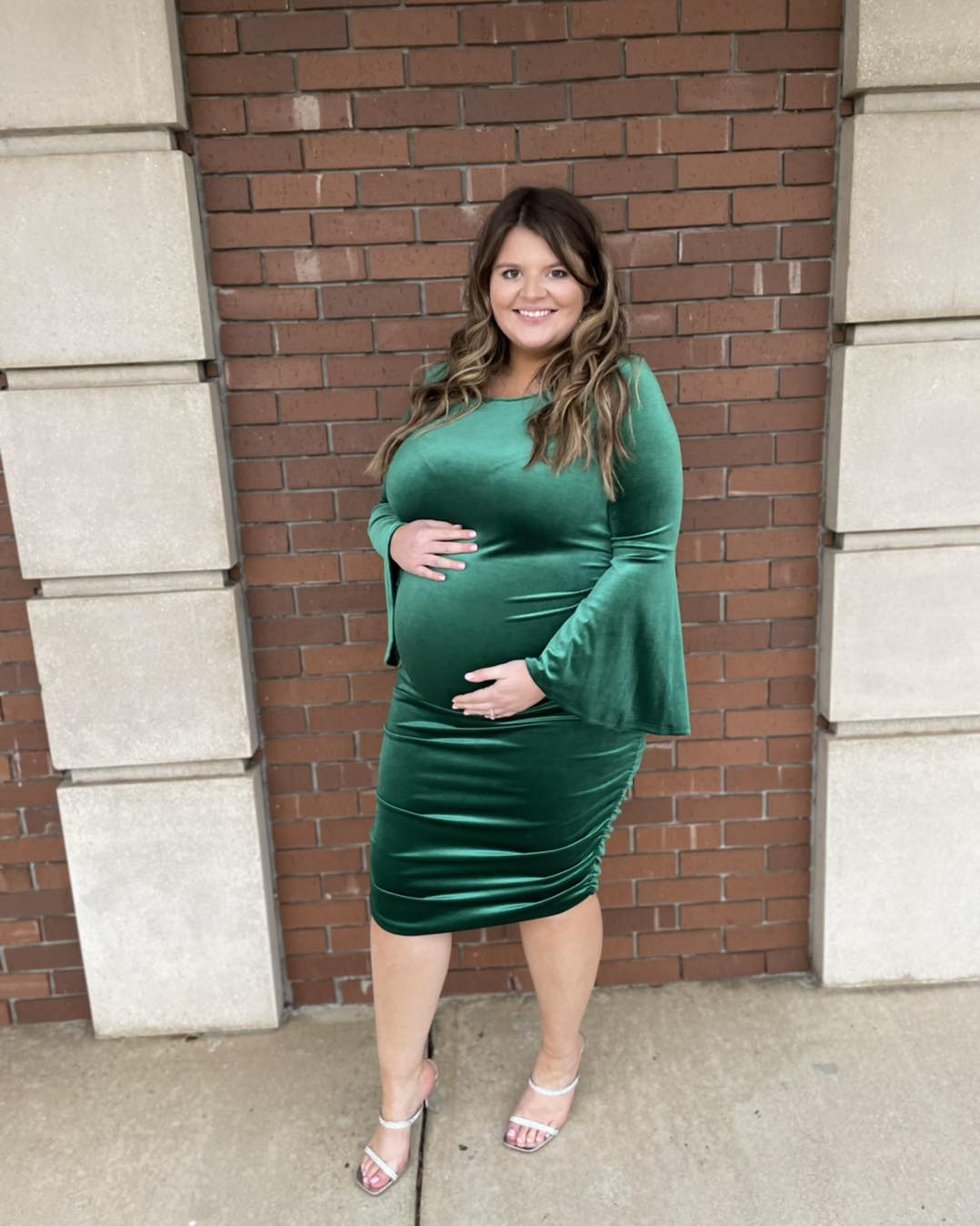 bump friendly christmas dress Our 3 favorite bump-friendly holiday dresses! 🤩🌟 Fabric:SILK Beetlejuice 2024 Lydia Deetz Timeless Elegance Pregnancy dress