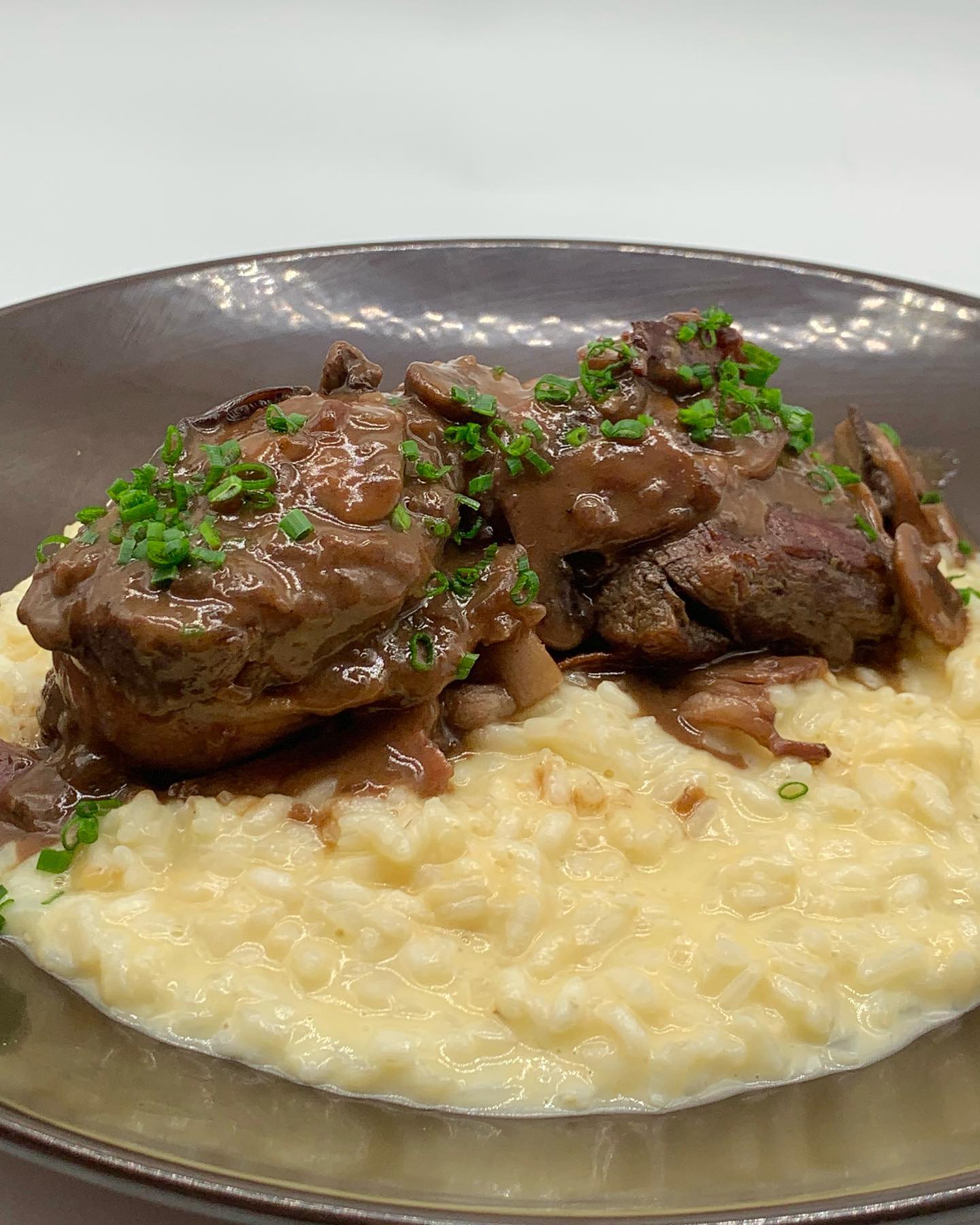 Filet Mignon con Risotto 4... - Suka Bistró Restaurant