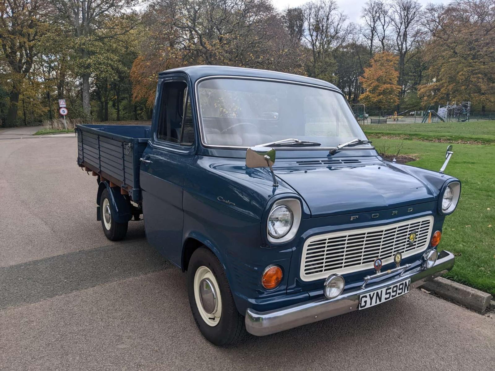 レア品1/43MINICHAMPS Ford Transit 1971Pepsi 1971 Ford Transit 90