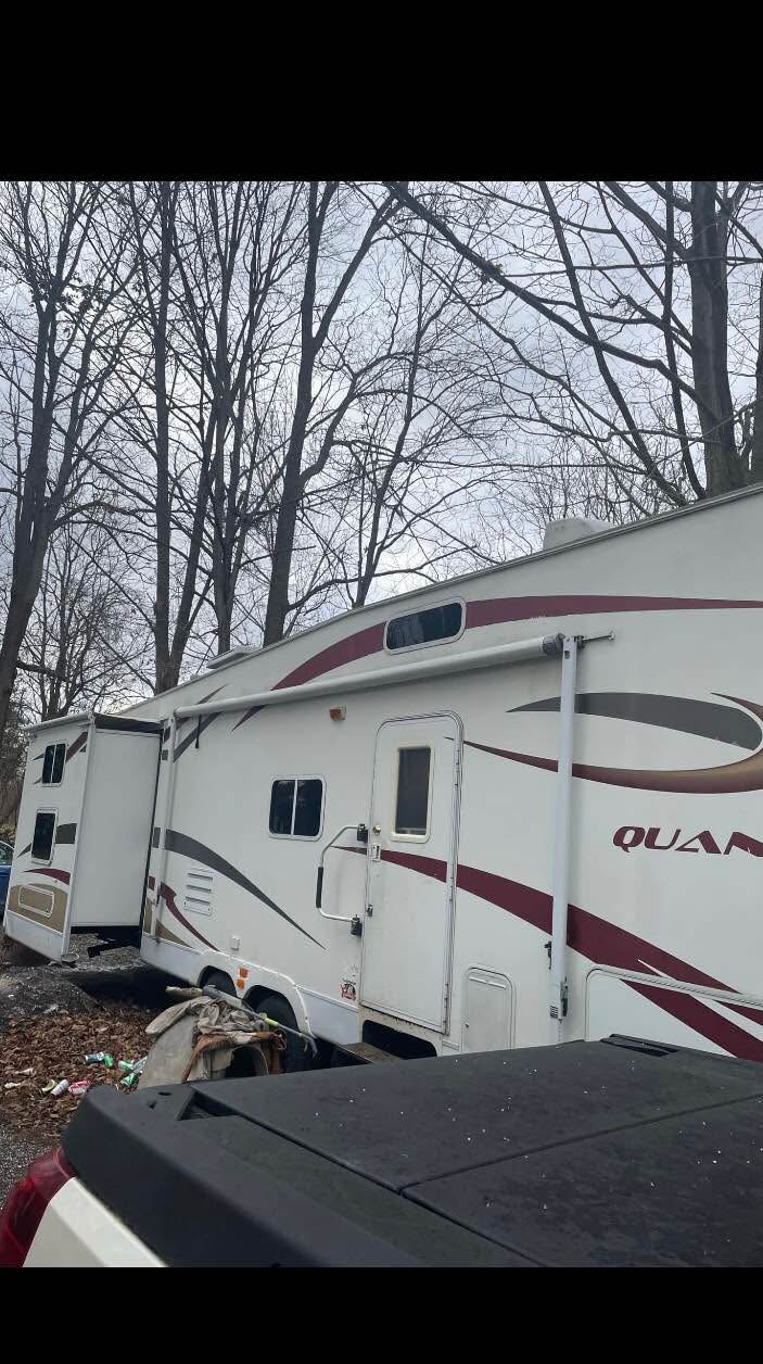 Fleetwood phantom 5th wheel - RVs & Campers - Simcoe, Ontario ...