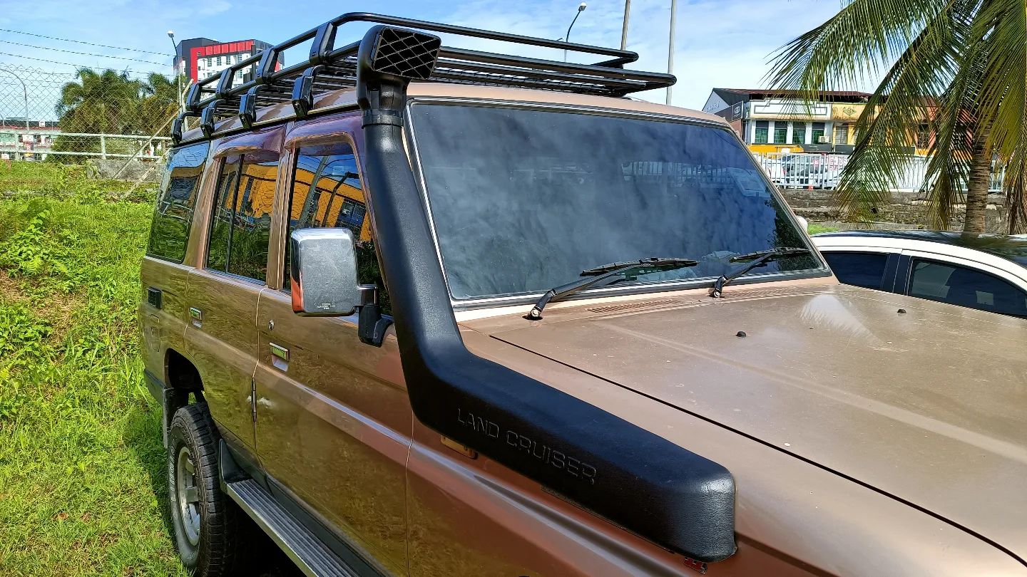 Toyota Land Cruiser LJ79... - BORNEO 4X4 OFF ROAD SERVICE