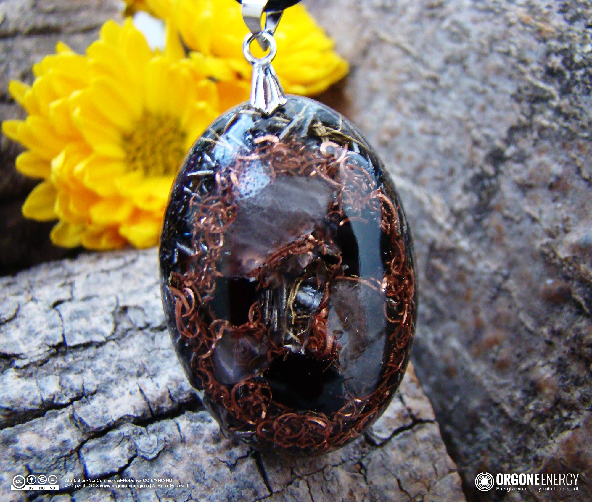 ORGONE.ro - Orgone-Energy Pandantiv Oval cu Turmalina Neagra si Cuart ...