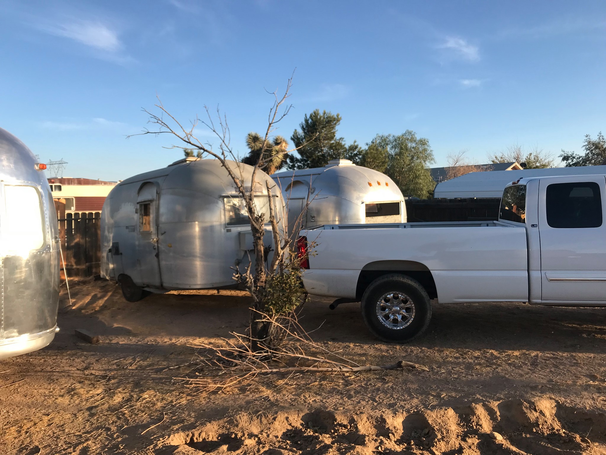Vintage Trailers Buy and Sell | 1955 spartan imperial mansion in good ...