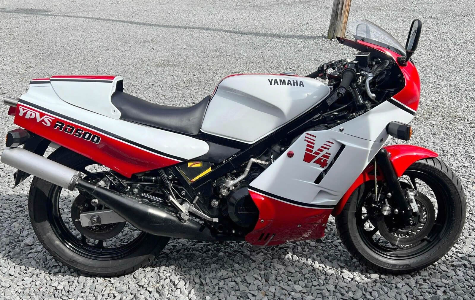 Ad: Yamaha RD500 V4 YPVS in those iconic Marlboro colours On eBay