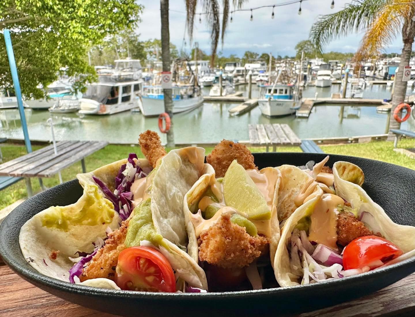 Seasars Seafood Cafe & Bistro | Sandstone Point QLD