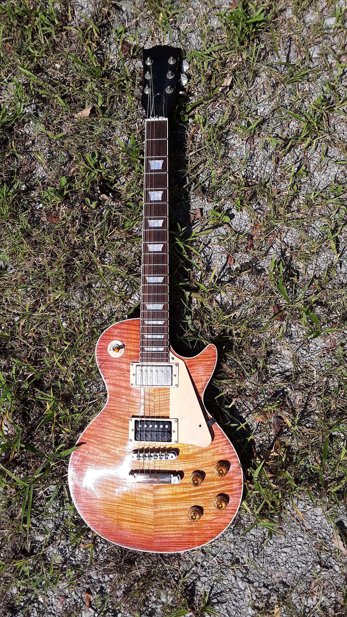 Chinese Les Paul Replica Guitar Review and Upgrades