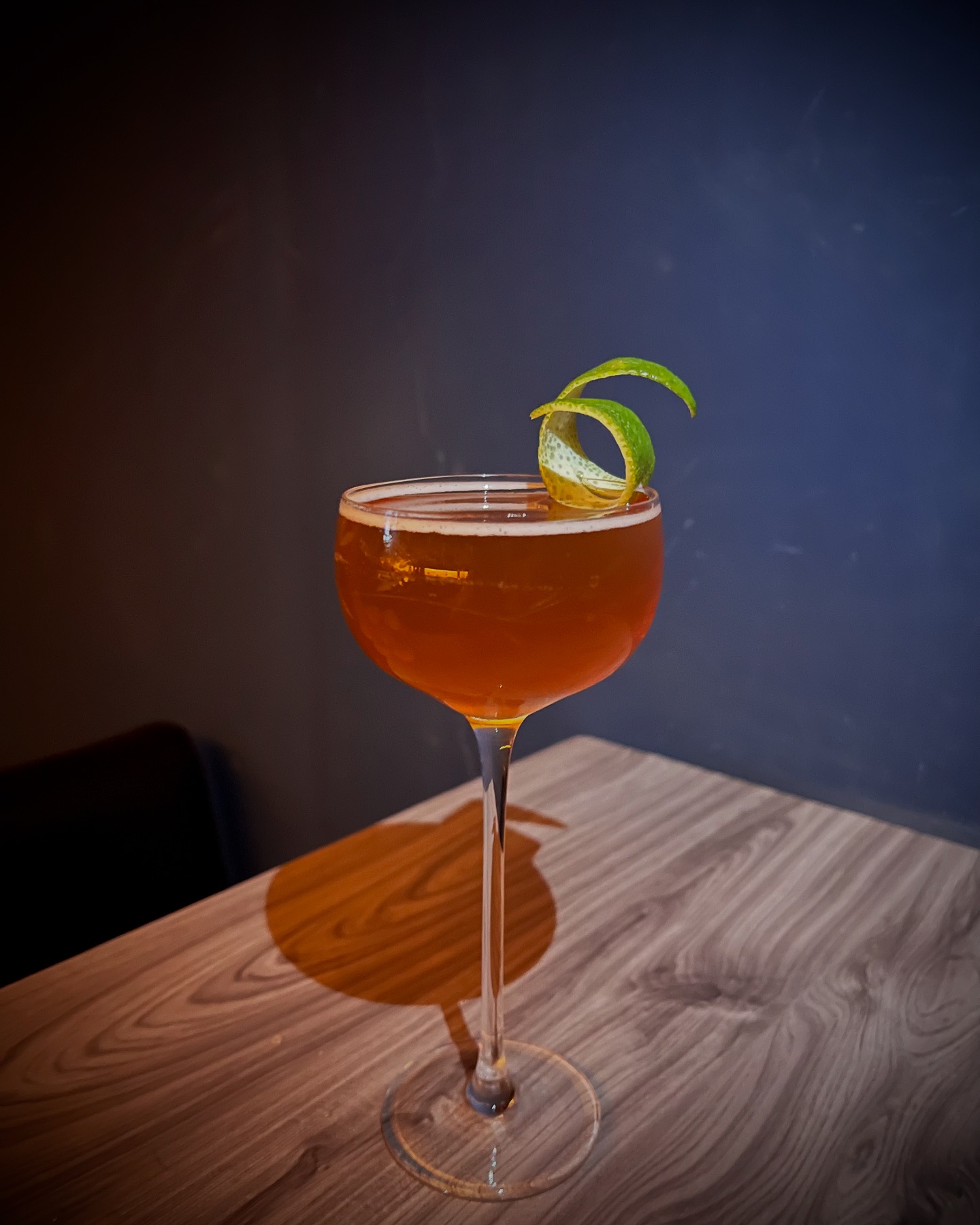 雫Shizuku_Bar - 杏仁酸酒 Amaretto Sour🧊經典調酒 1970年代的流行飲品... | Facebook