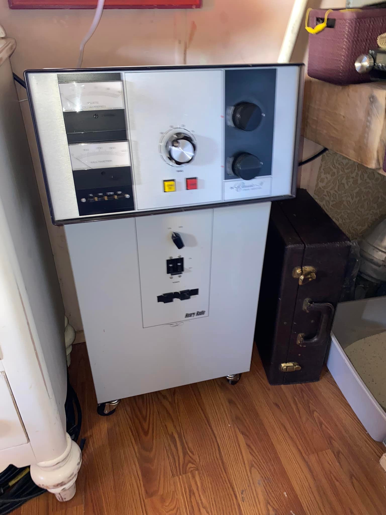 Henry 3K Classic II AMP for Sale