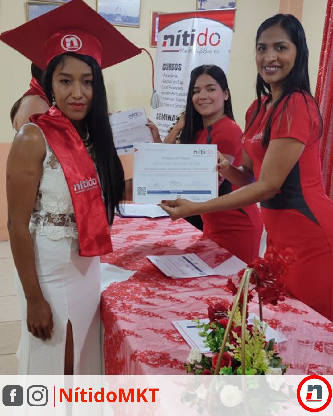 Nítido MKT - Felicitamos a nuestras graduadas👩‍🎓 de la... | Facebook