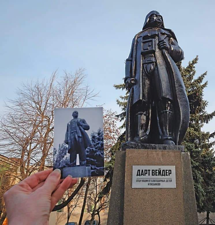 Autograph Pros - A monument to Lenin transformed into a...