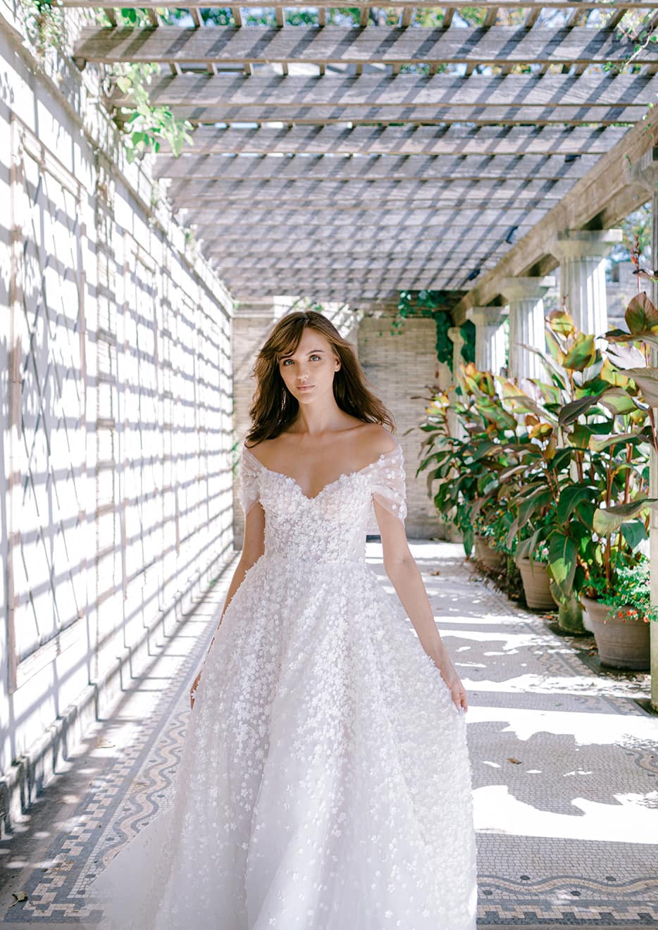 latin wedding dress designers Drape yourself in bridal designs influenced from roots and infused with New York & Los Angeles vibes in the gowns from Verdin New York. Effortlessly chic with intricate, rosette details, the ' Ball gown Colour:Sage فستان العيد ESCVDO Bahia chevron-pattern Crochet