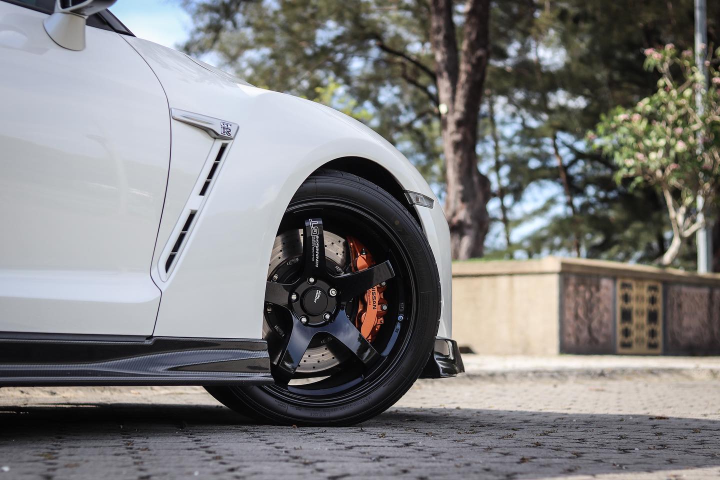 R35 GT-R YOKOHAMAADVAN A052 305/30R20 4本 R35 GT-R YOKOHAMAADVAN