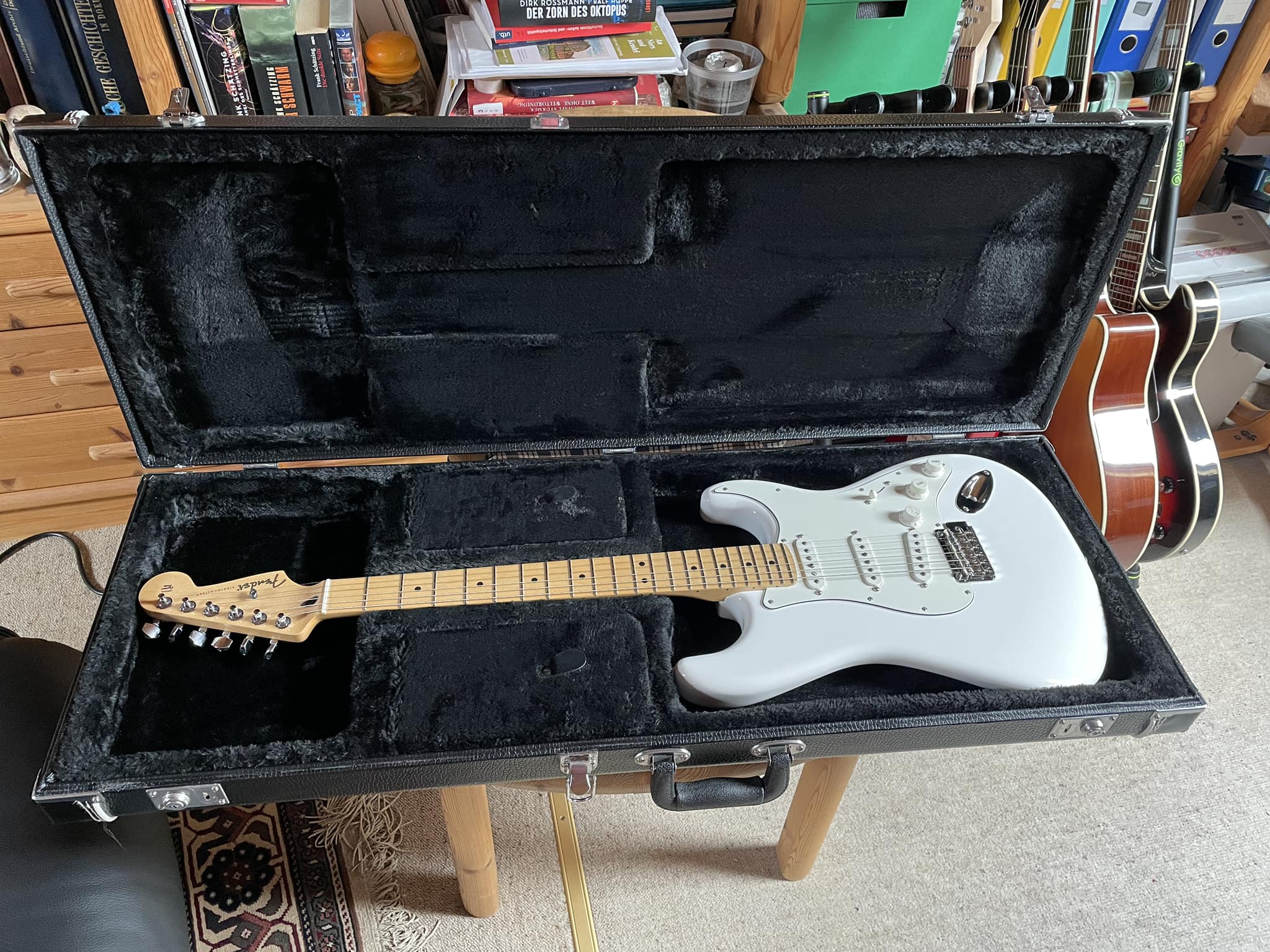 Fender FV-1 in white: user experience?